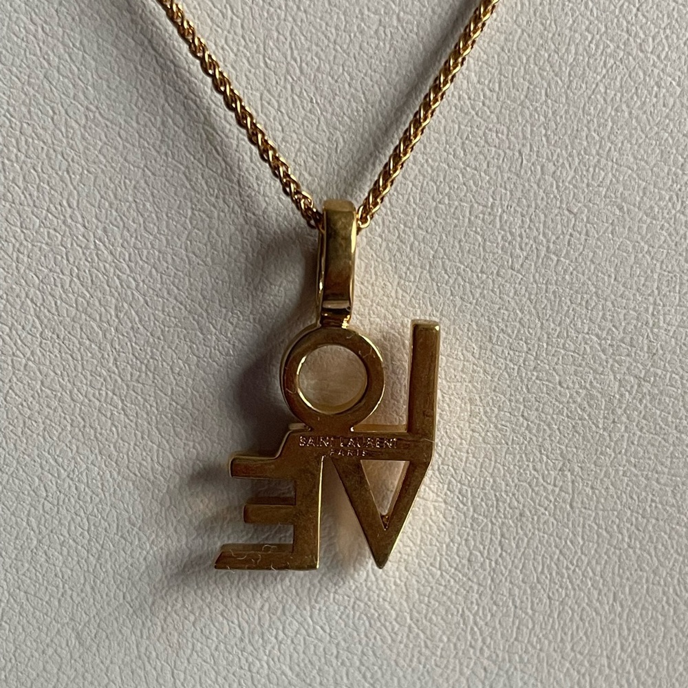🚨 SOLD 🚨 Saint Laurent Love Necklace - Picture 4 of 5